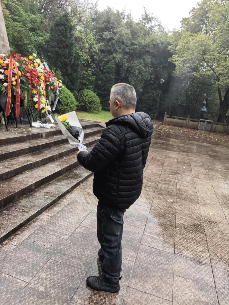 9c1b56f0881cc29904ff264b51bd1edf.jpg 9c1b56f0881cc29904ff264b51bd1edf.jpg